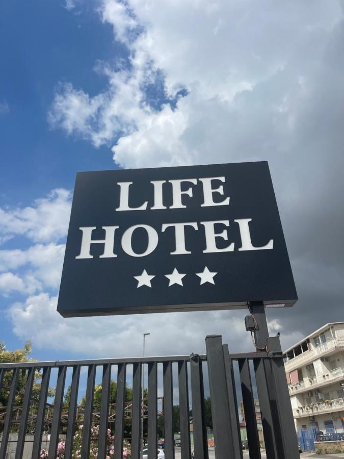 Life Hotel Casalnuovo Di Napoli Exterior photo